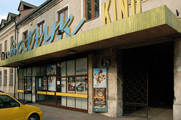 Kino Batyk, lata 90-te